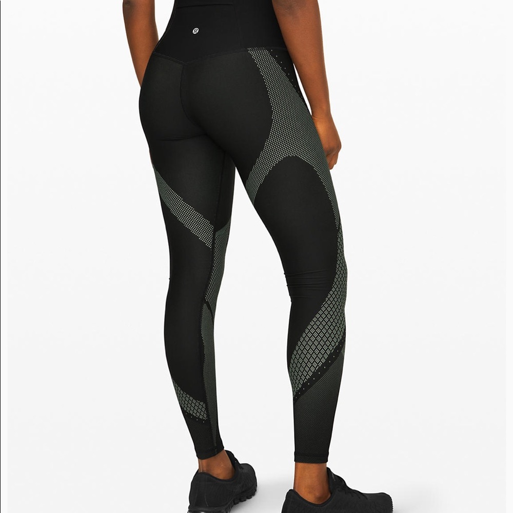 LULULEMON MAPPED OUT LEGGING